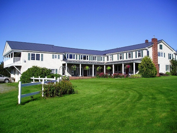 Cooper Hill Inn image 1